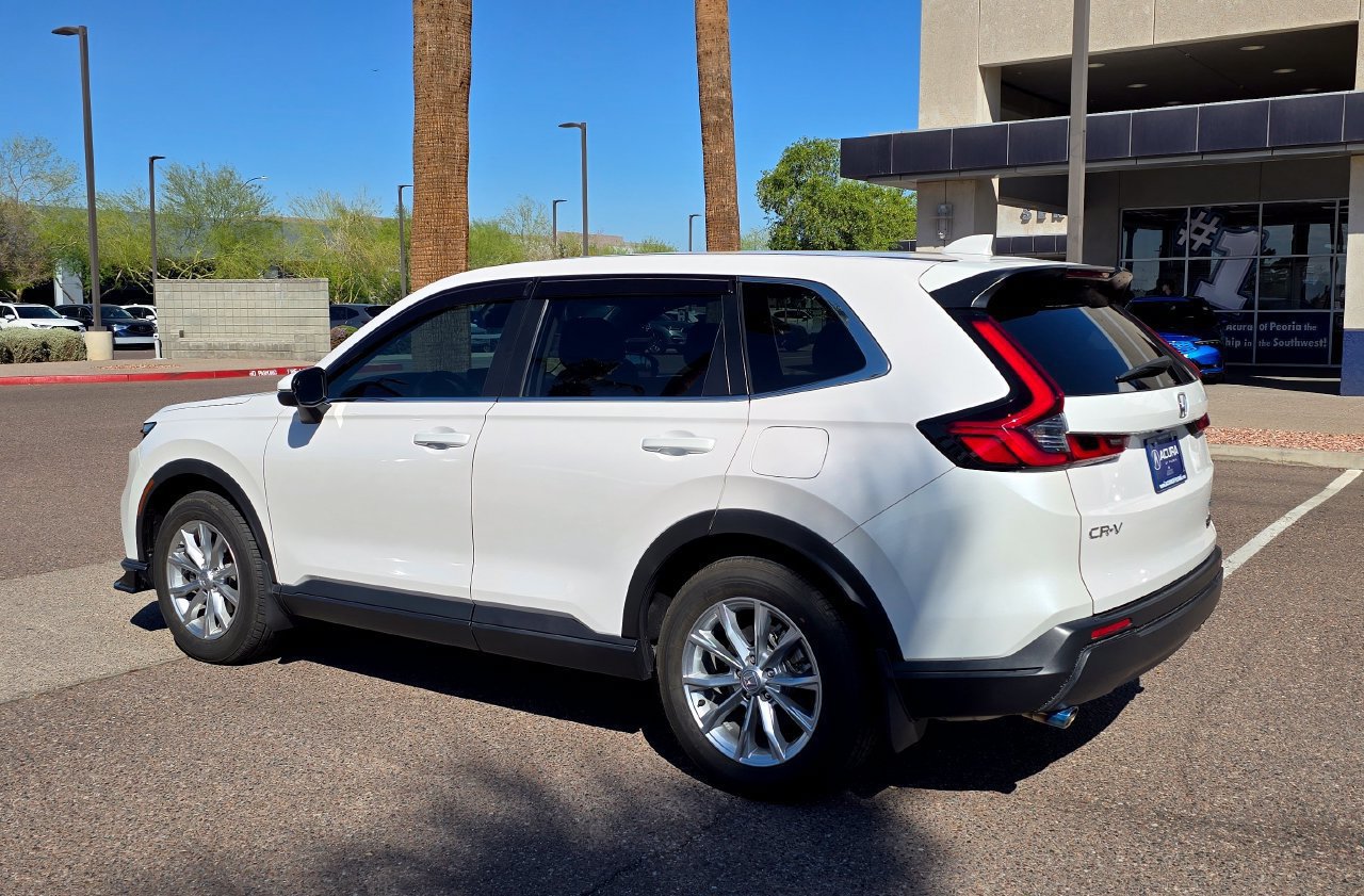 Used 2024 Honda CR-V EX image 3