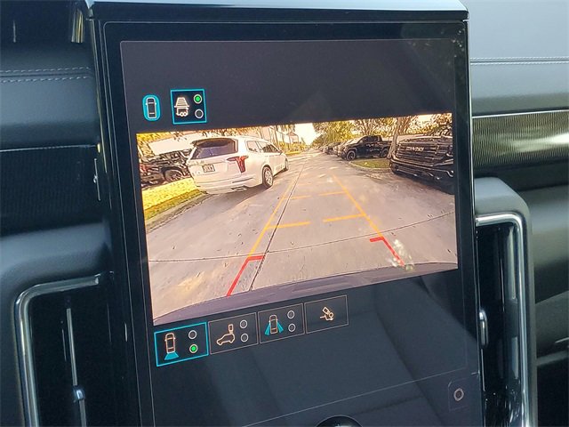 New 2025 GMC Yukon XL Elevation image 12