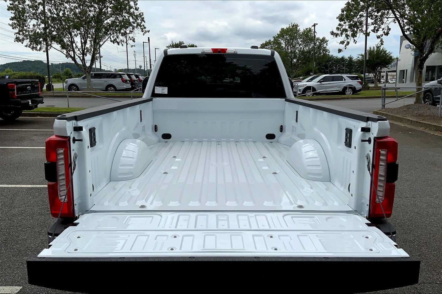 New 2026 Ford F250 XL w/ 360-Degree Camera Package AWD/4WD image 18