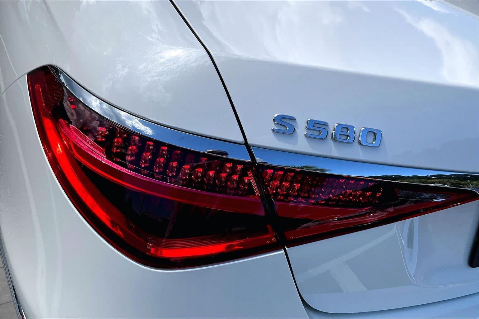 Certified 2021 Mercedes-Benz S 580 4MATIC Sedan image 40