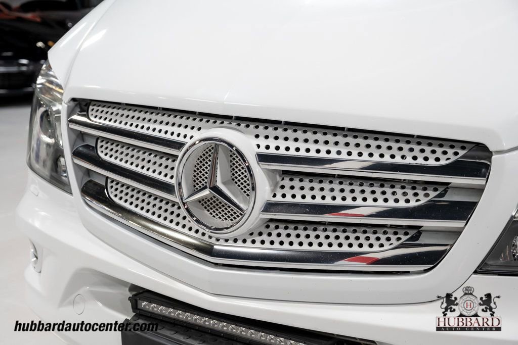 Used 2018 Mercedes-Benz Sprinter 3500 image 11
