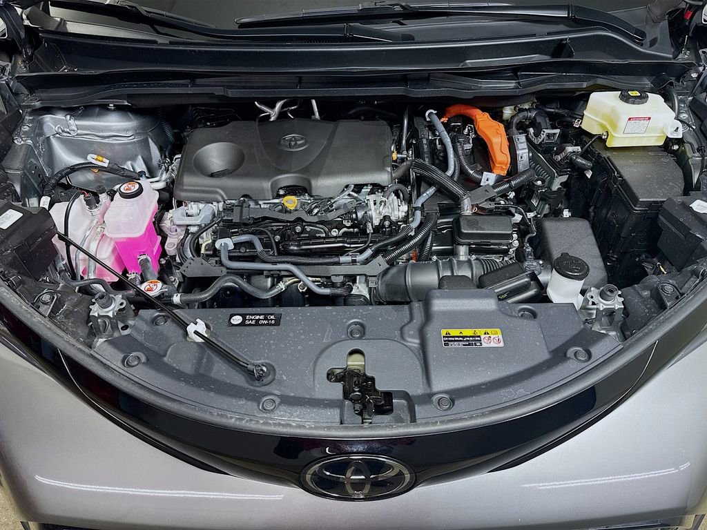 Certified 2026 Toyota Sienna XSE AWD/4WD image 31