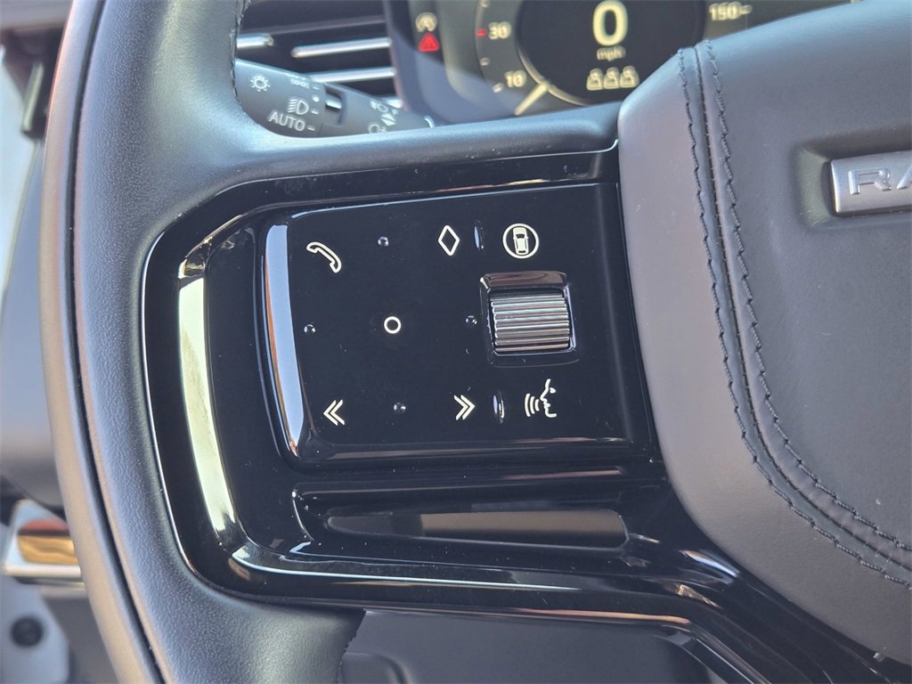 Used 2024 Land Rover Range Rover Sport Dynamic SE image 23