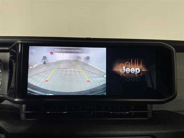 Used 2026 Jeep Wrangler Unlimited Sport AWD/4WD image 19