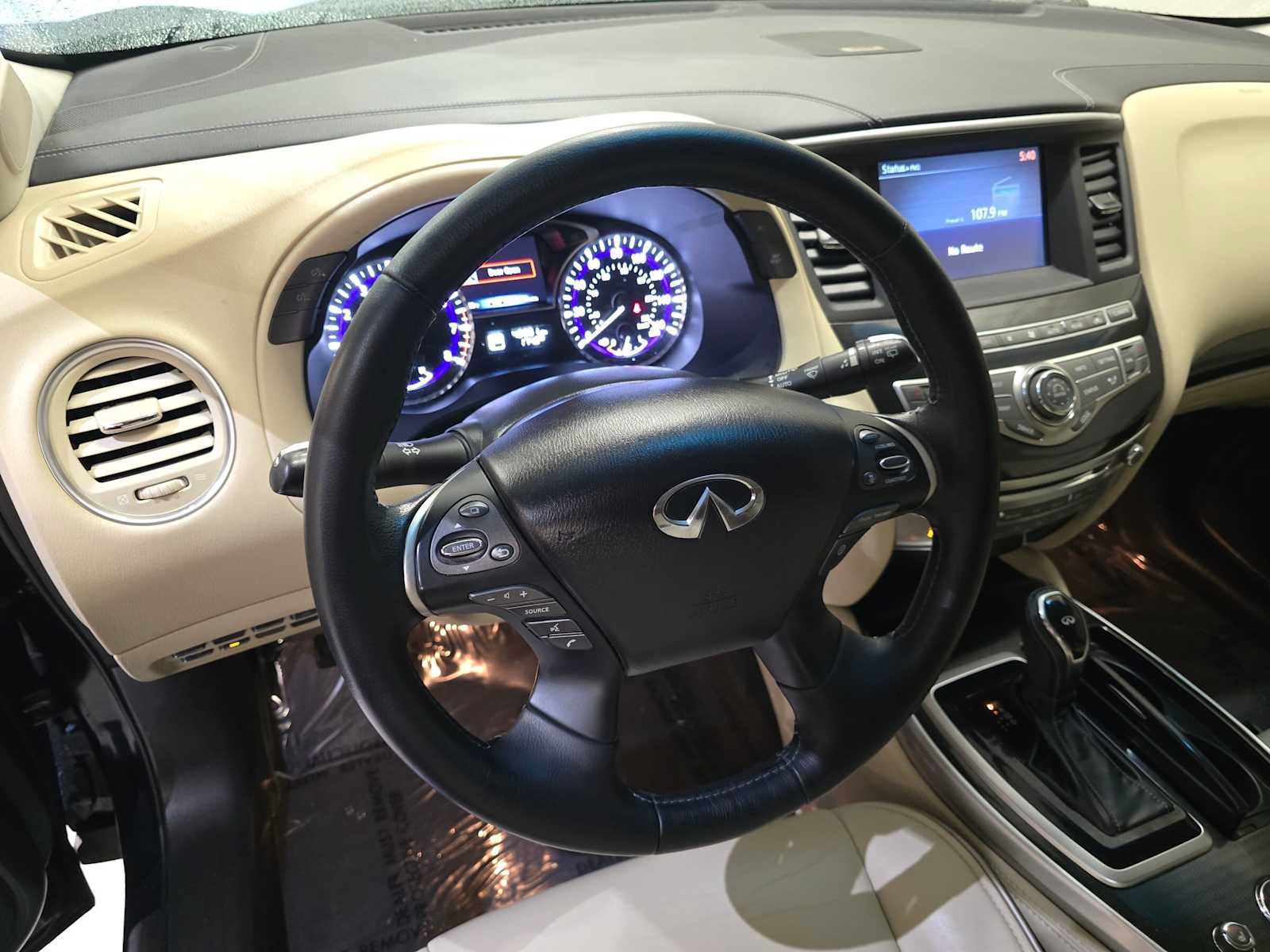 Used 2016 INFINITI QX60 Luxe w/ Premium Plus Package AWD/4WD image 2