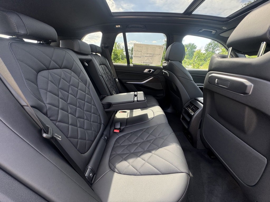 Used 2026 BMW X5 xDrive50e w/ Premium Package image 21