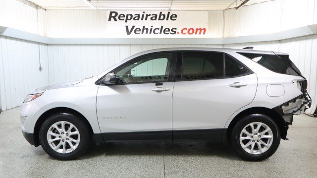 Used 2018 Chevrolet Equinox LS FWD image 1