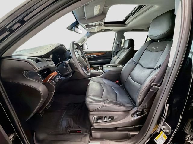 Certified 2017 Cadillac Escalade Luxury AWD/4WD image 18