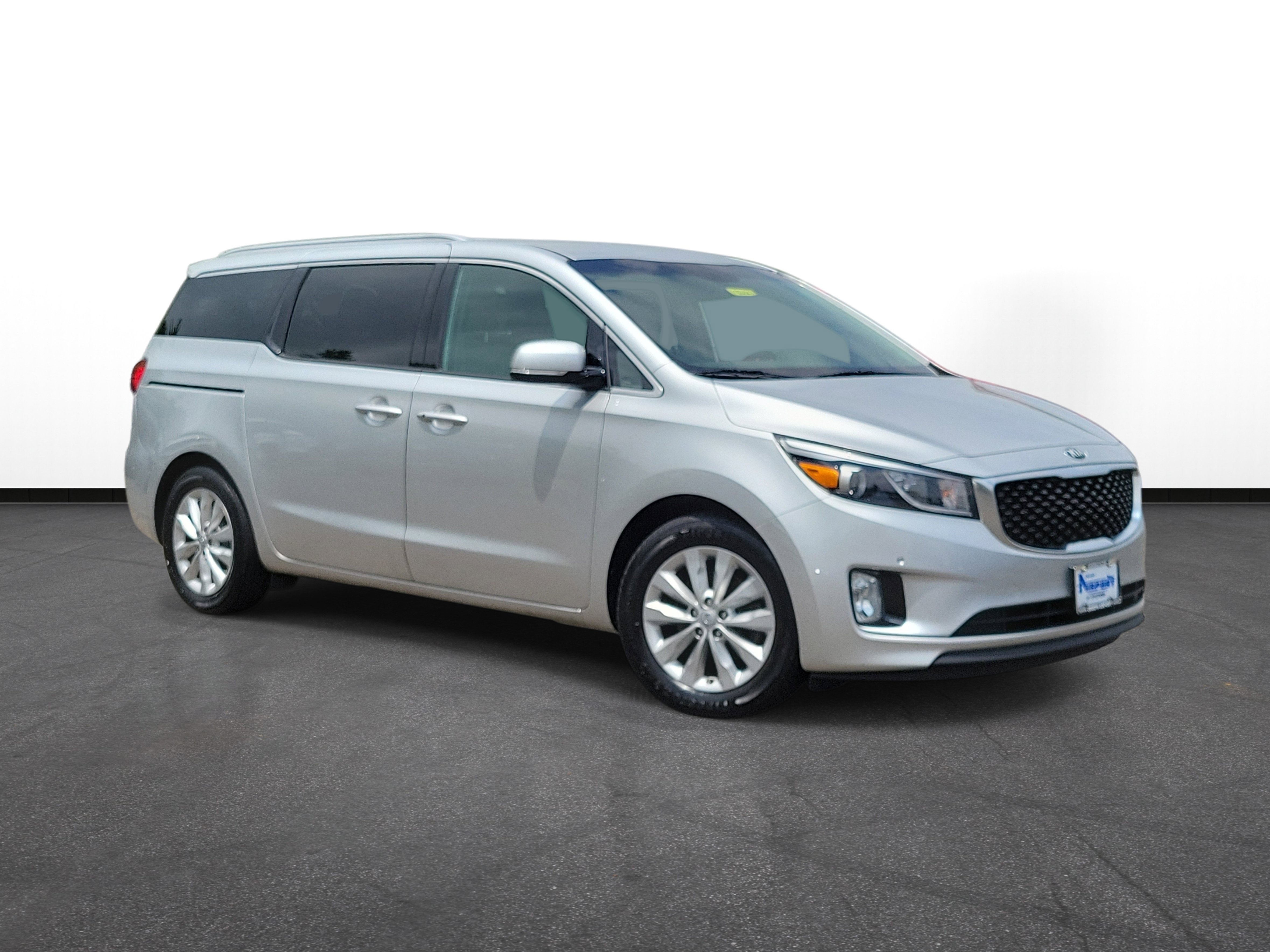 Used 2017 Kia Sedona EX FWD image 1