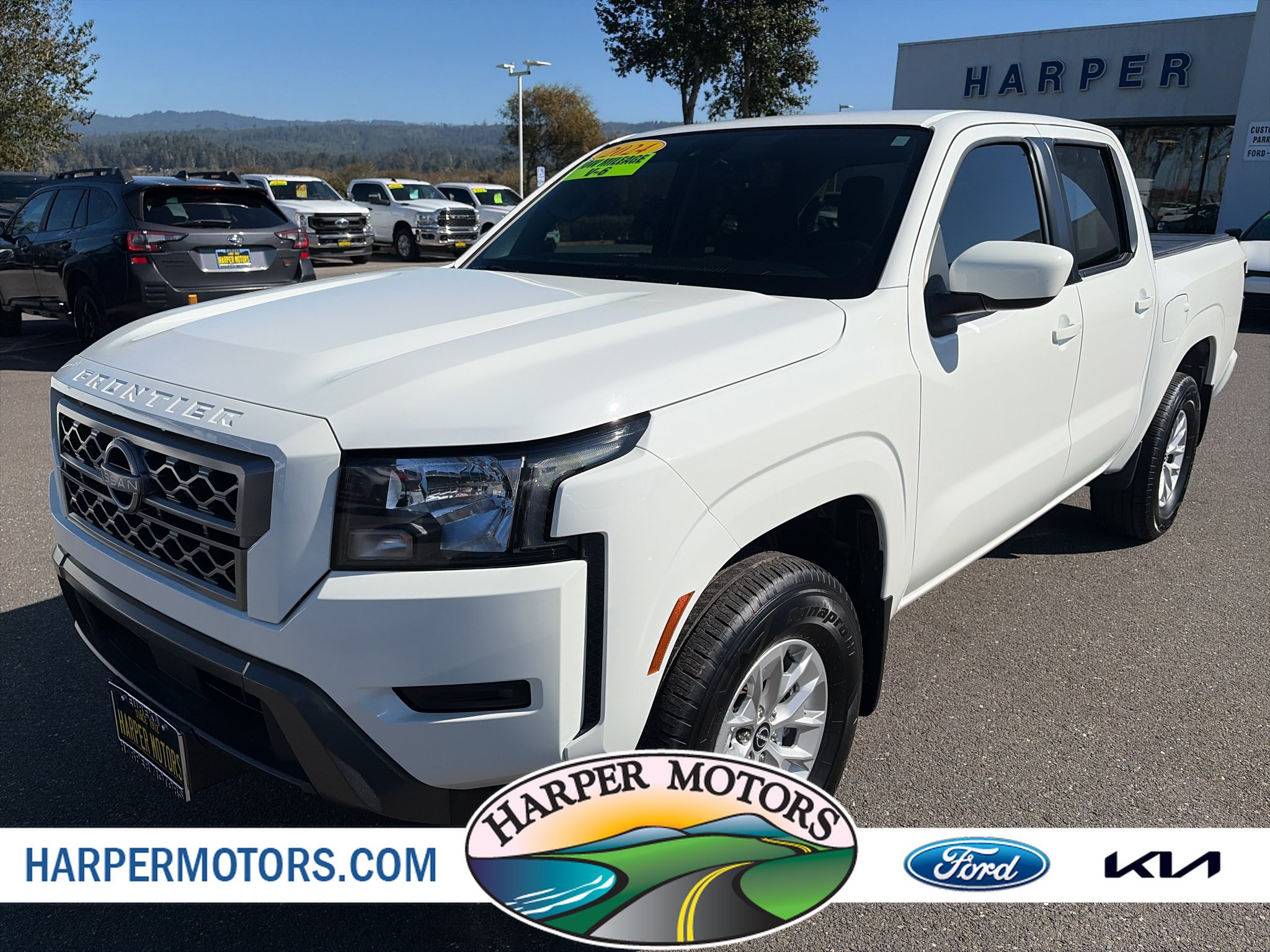 Used 2024 Nissan Frontier SV w/ Technology Package
