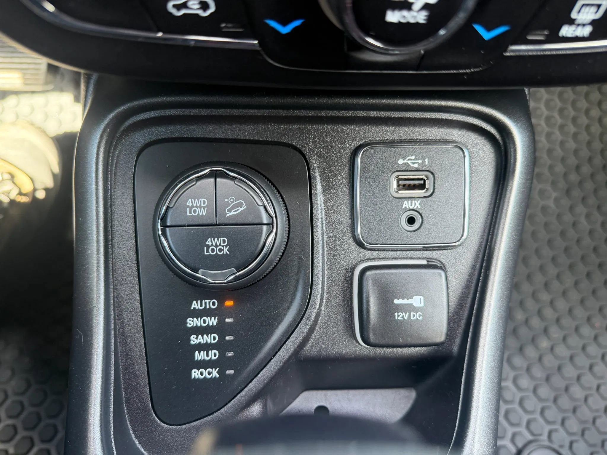 Used 2019 Jeep Compass Trailhawk image 27