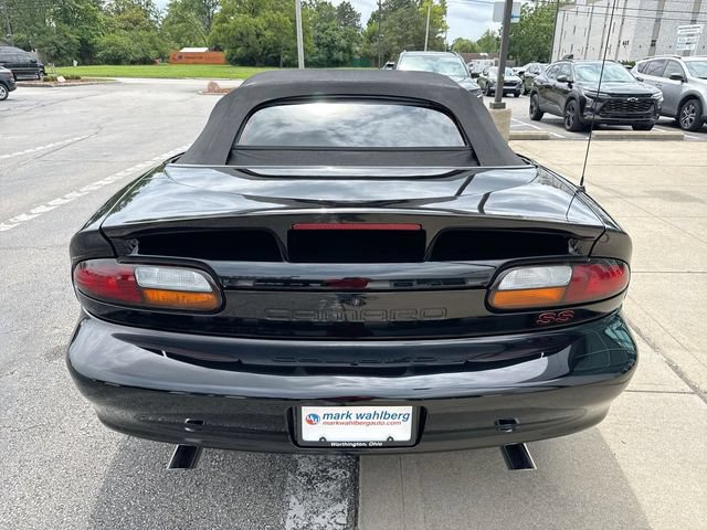 Used 2001 Chevrolet Camaro Z28 w/ SS Performance/Appearance Pkg RWD image 13