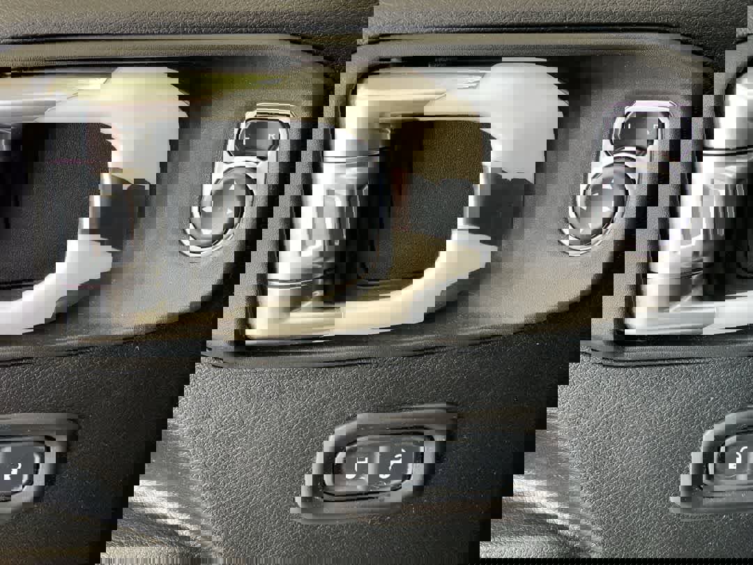 Used 2018 Jeep Wrangler Unlimited Rubicon image 14