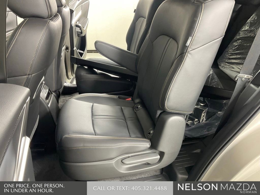 New 2026 MAZDA CX-90 Plug-In Hybrid w/Premium Sport AWD/4WD image 26