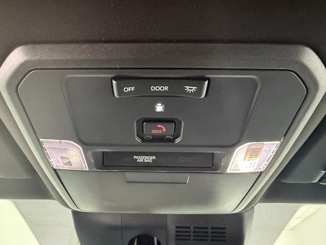 Used 2025 Toyota Tacoma SR5 image 21