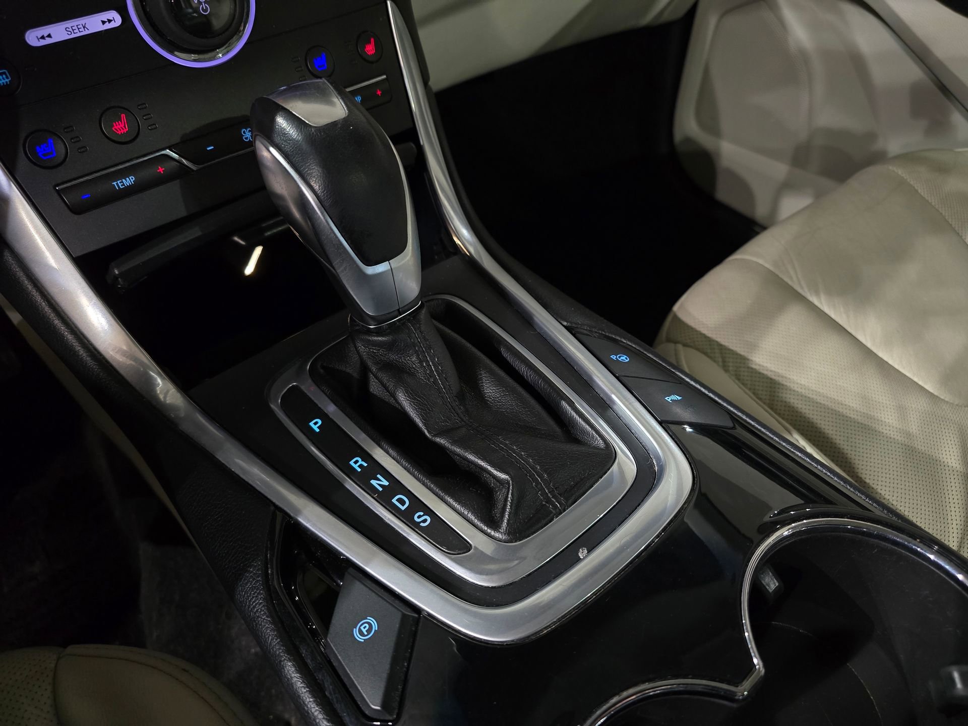 Used 2016 Ford Edge Titanium w/ Equipment Group 302A image 33