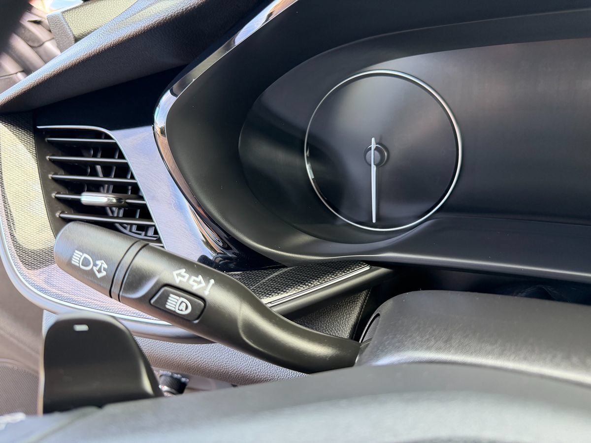 Used 2022 Buick Envision Preferred w/ Safety Package FWD image 9