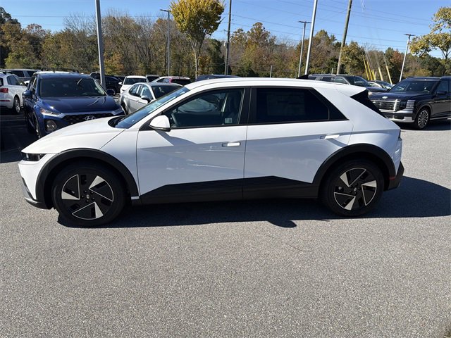 New 2026 Hyundai Ioniq 5 SEL image 4