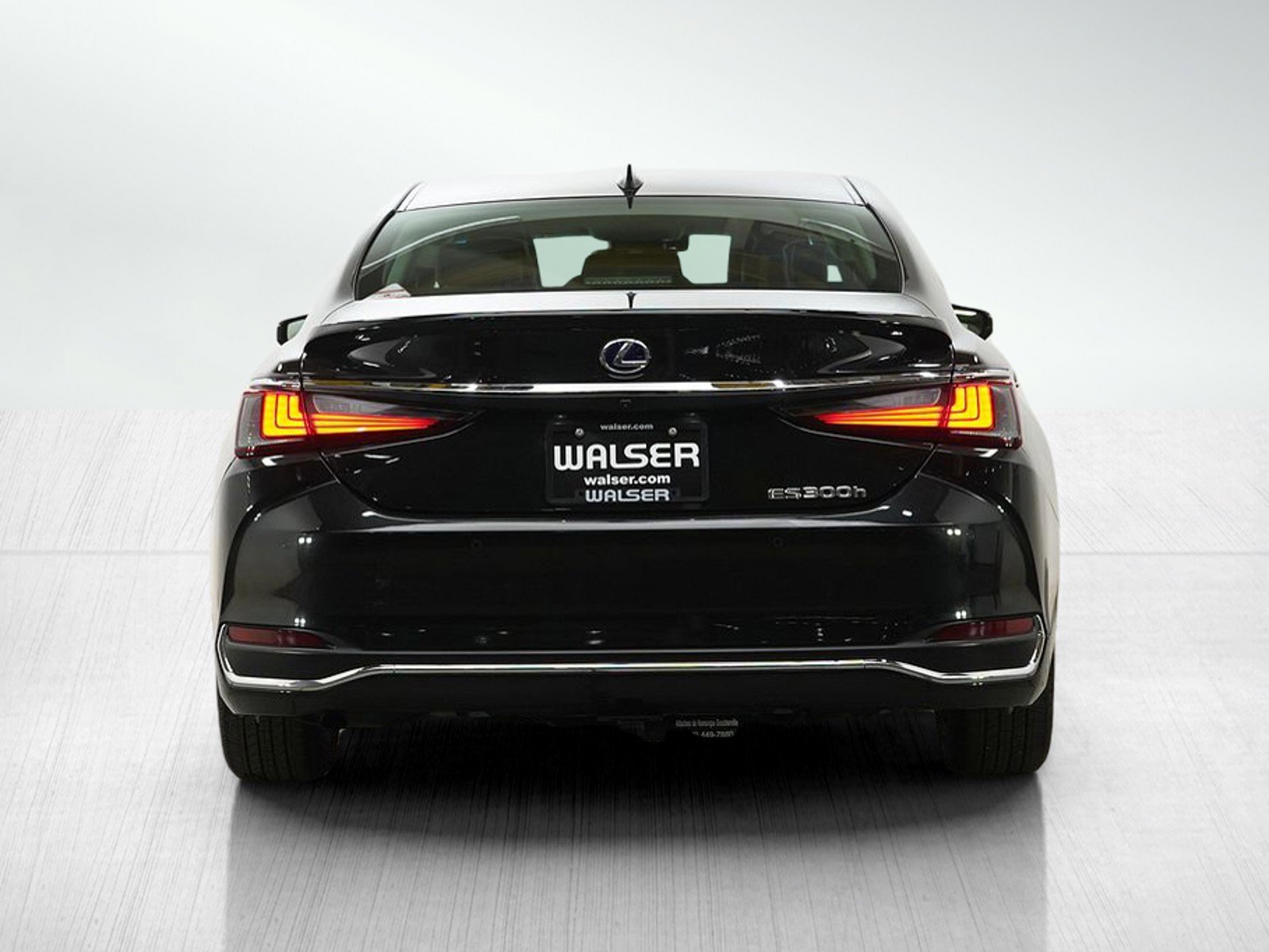 Used 2021 Lexus ES 300h FWD image 4