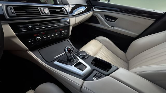 Used 2016 BMW M5 RWD image 14