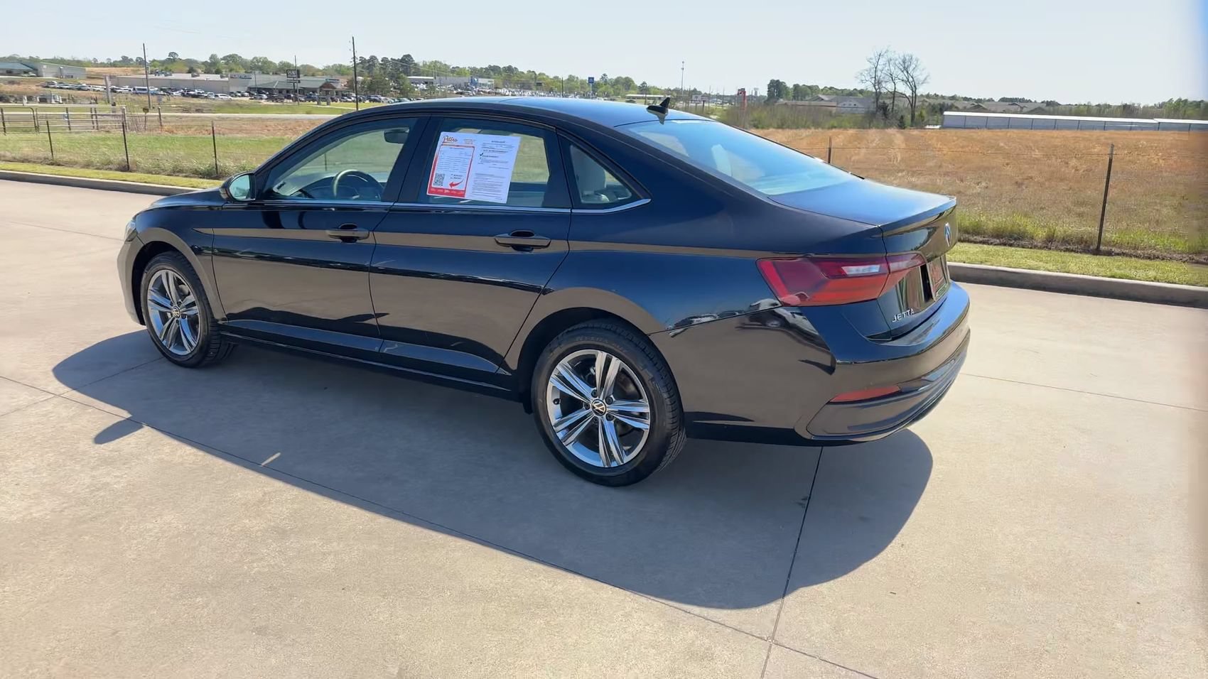 Used 2024 Volkswagen Jetta SE FWD image 7