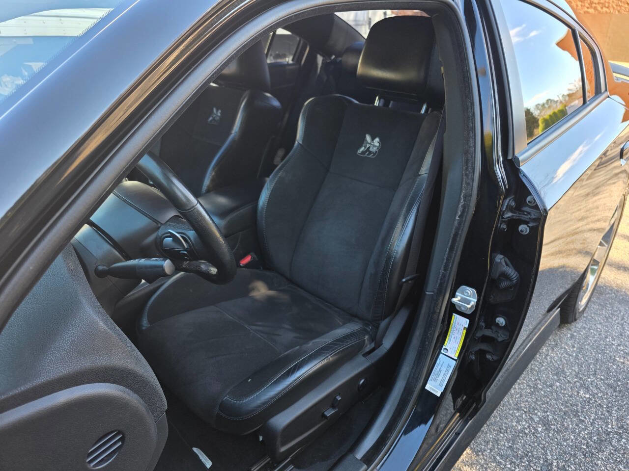 Used 2018 Dodge Charger R/T Scat Pack RWD image 16