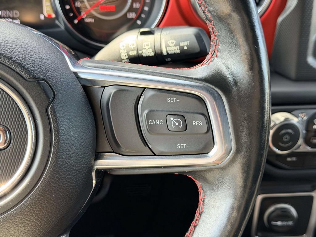Used 2019 Jeep Wrangler Unlimited Rubicon w/ LED Lighting Group AWD/4WD image 23