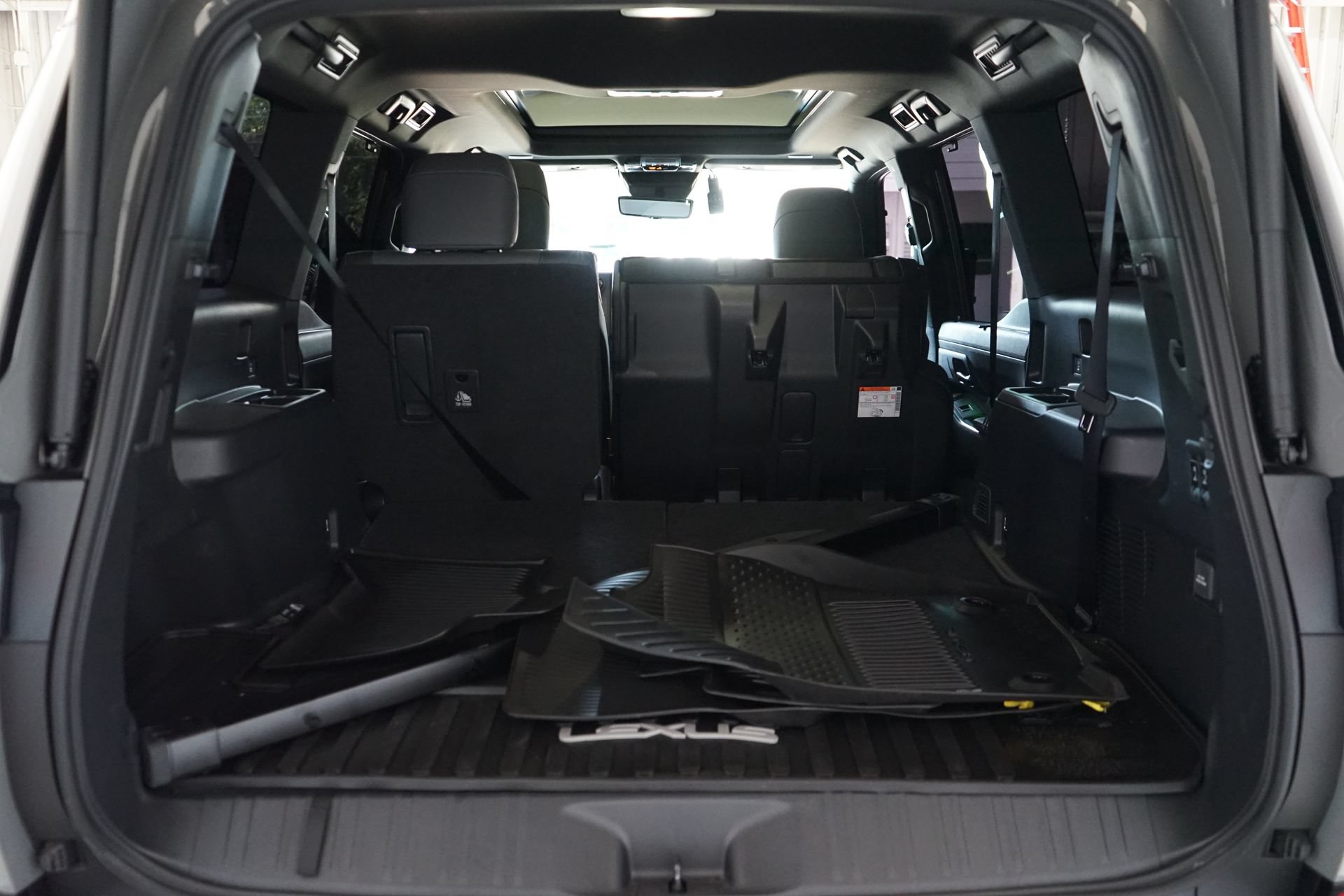 Used 2026 Lexus GX 550 w/ Accessory Package (2T) AWD/4WD image 28