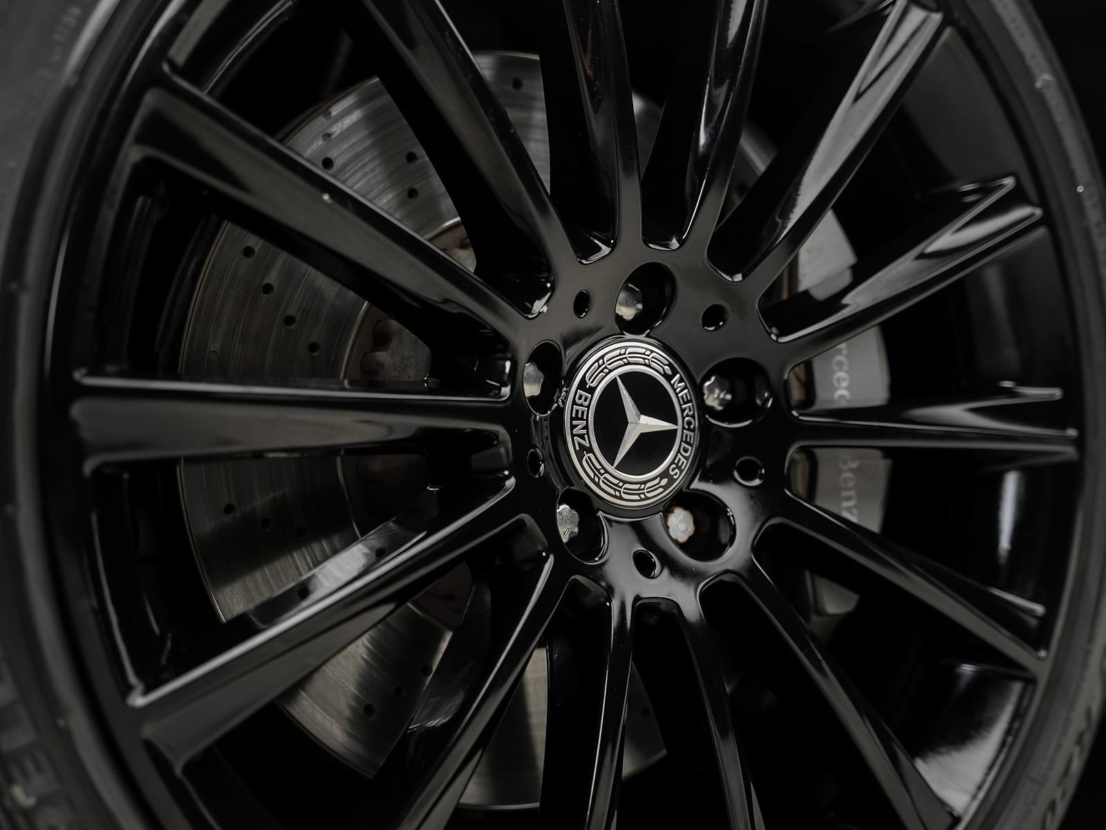 Used 2015 Mercedes-Benz S 550 4MATIC Coupe image 26