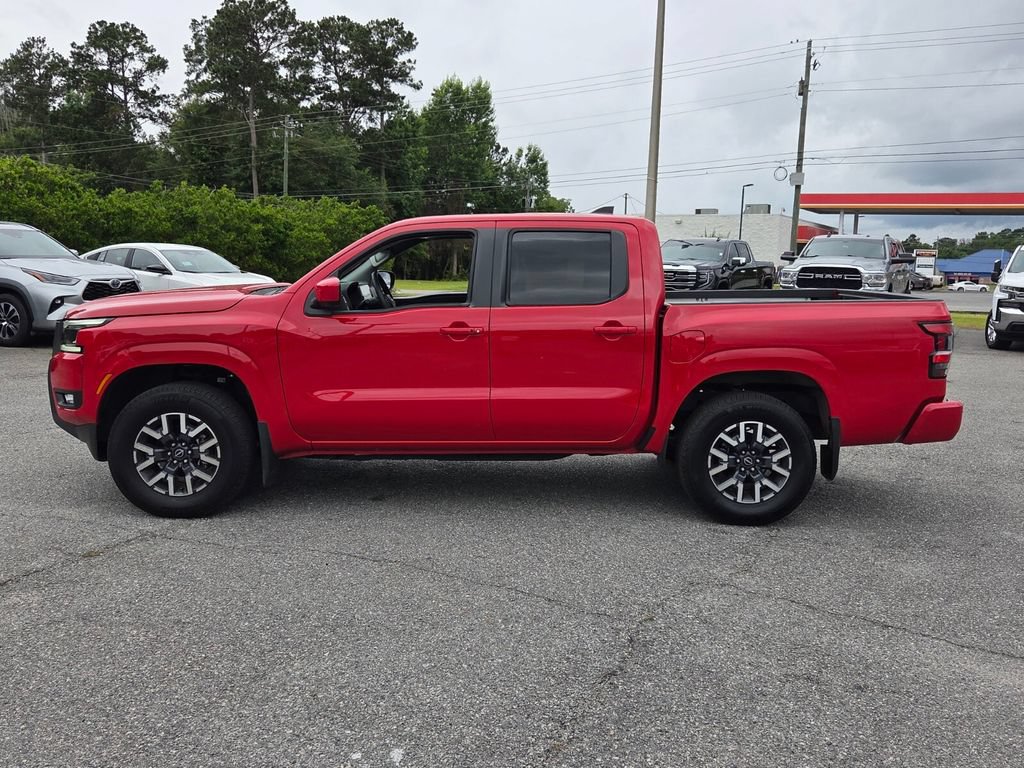 Certified 2025 Nissan Frontier SL AWD/4WD image 2