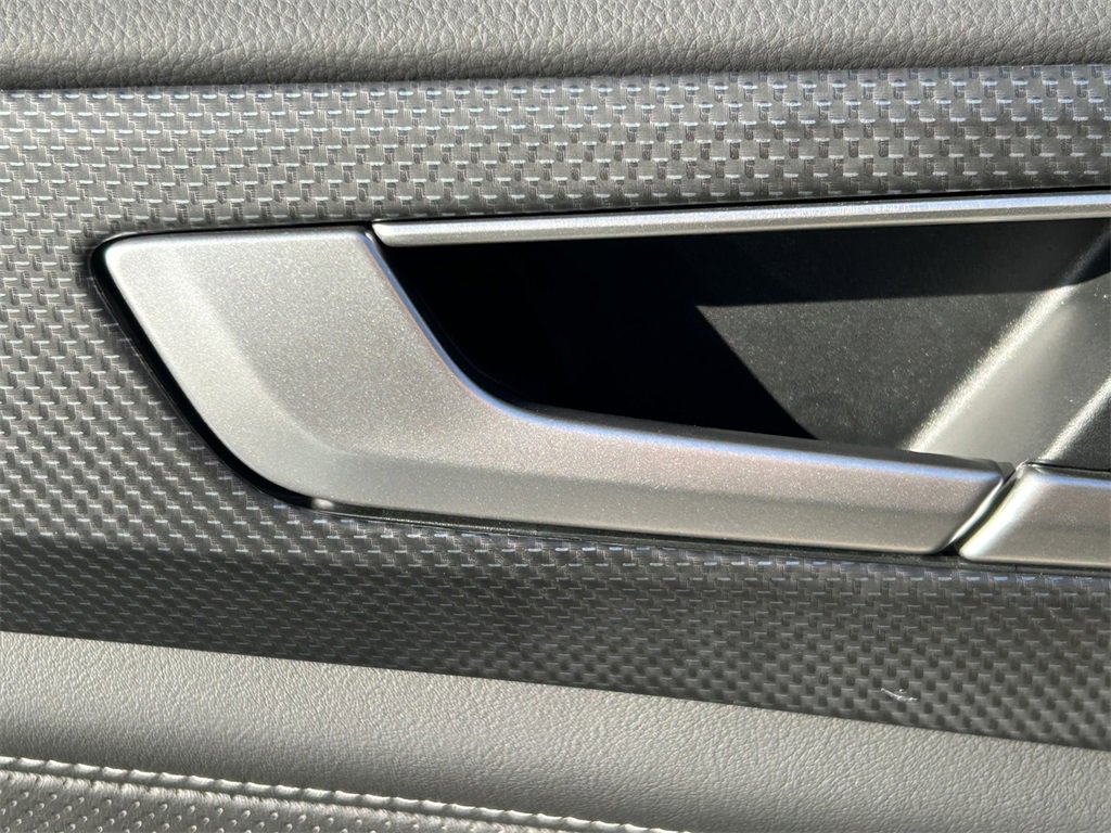 Used 2024 Volkswagen Atlas Cross Sport SEL image 27