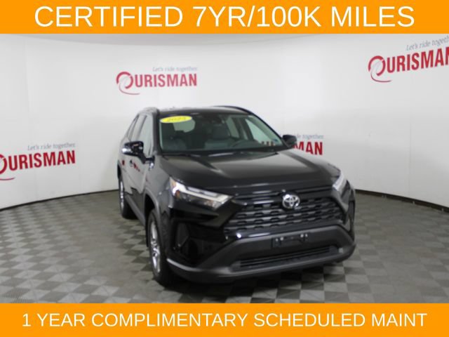 Used 2025 Toyota RAV4 XLE AWD/4WD image 12