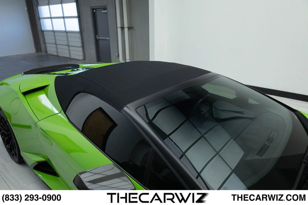 Used 2021 Lamborghini Huracan EVO RWD image 90