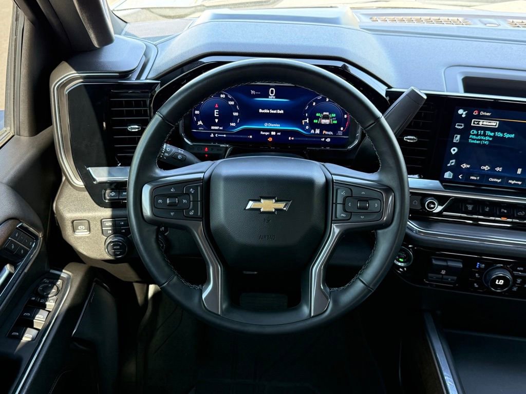 Used 2024 Chevrolet Silverado 2500 High Country w/ High Country Premium Package AWD/4WD image 23