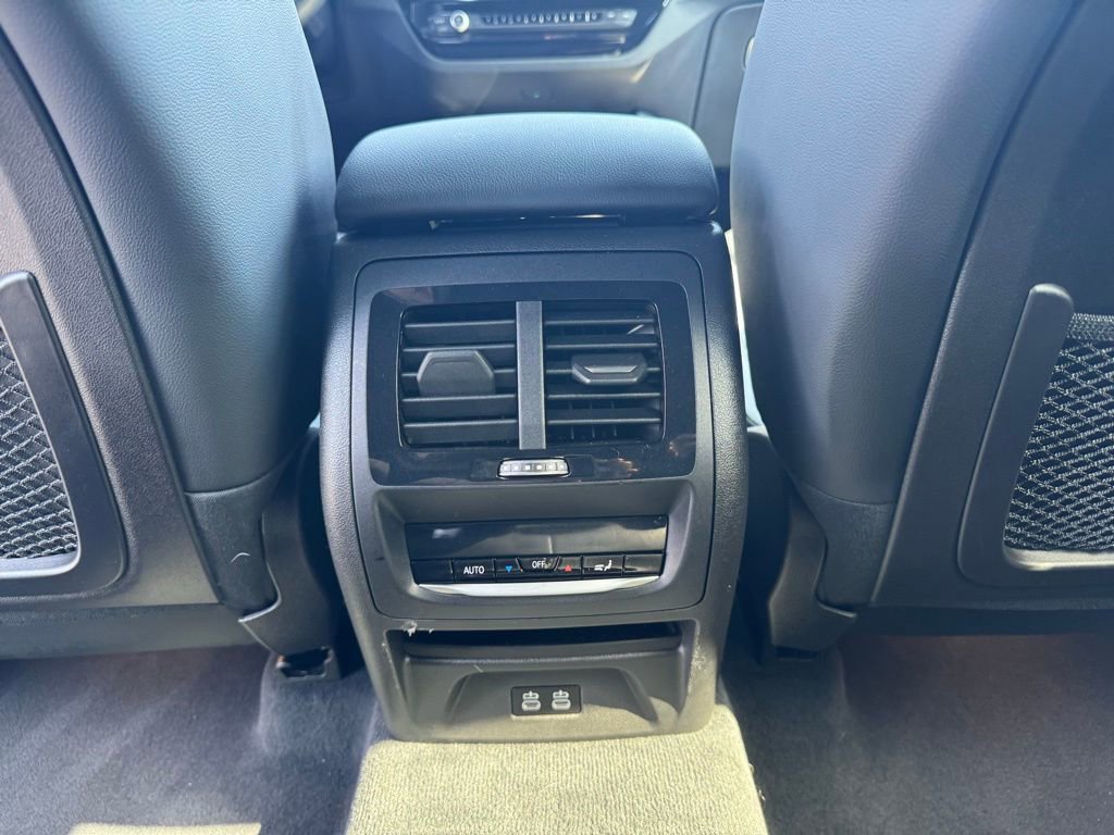 Used 2023 BMW X3 xDrive30i w/ Premium Package image 13