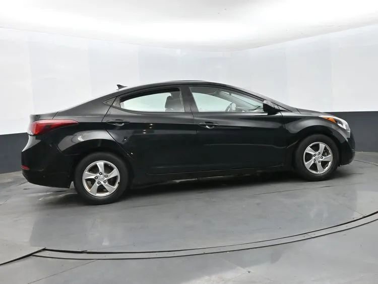 Used 2014 Hyundai Elantra SE FWD image 4