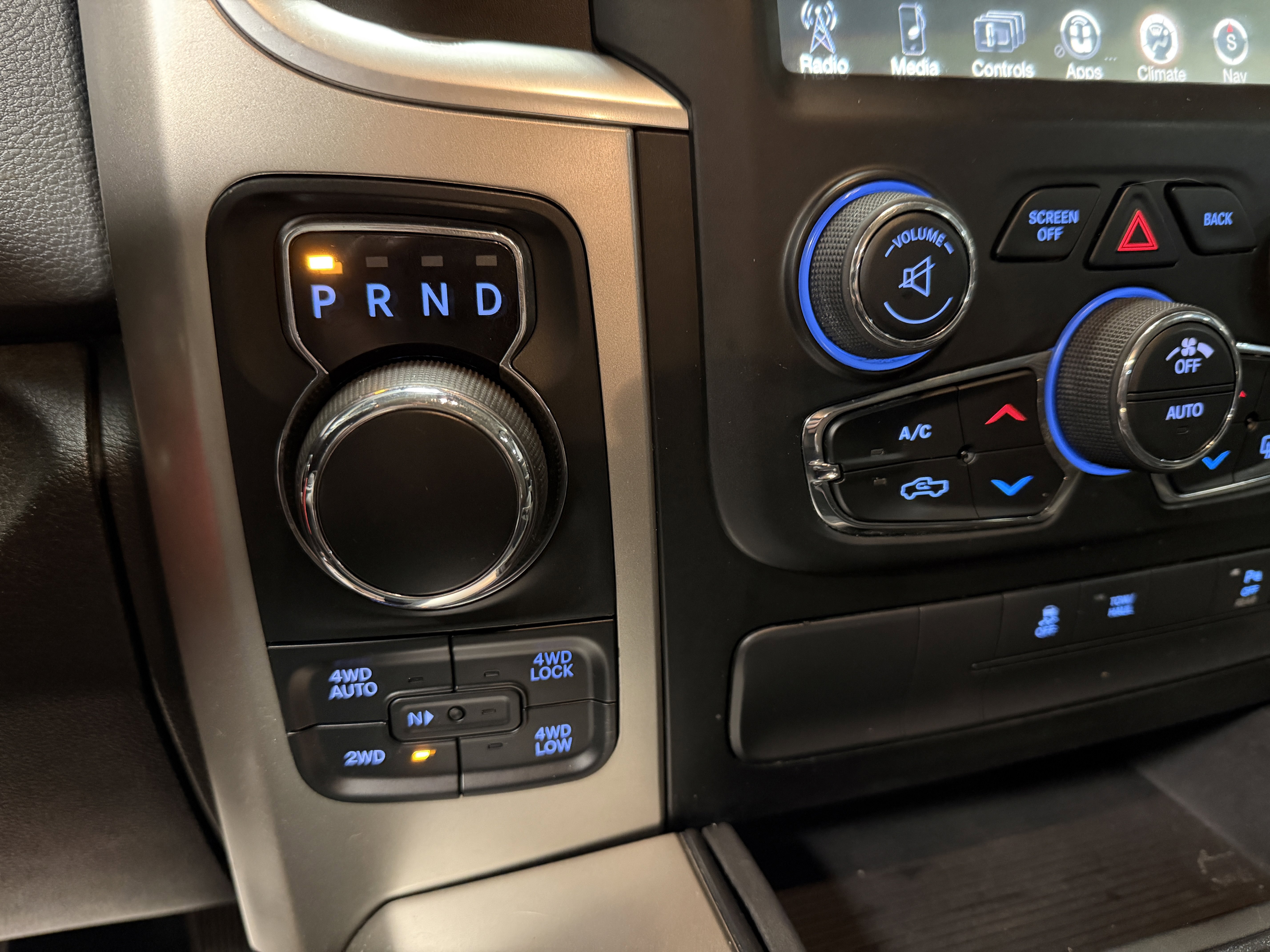 Used 2017 RAM 1500 Big Horn image 9