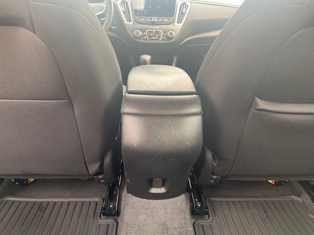Used 2023 Chevrolet Malibu LS FWD image 28