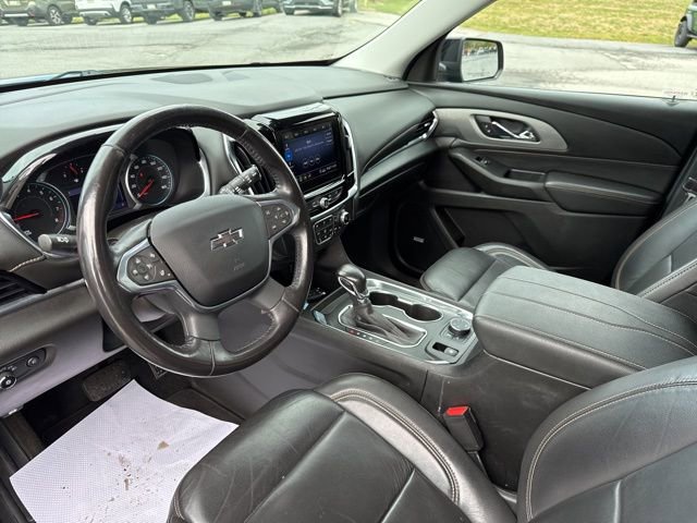 Used 2021 Chevrolet Traverse RS image 17