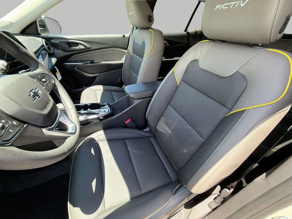 New 2026 Chevrolet Trax ACTIV w/ Driver Confidence Package FWD image 16