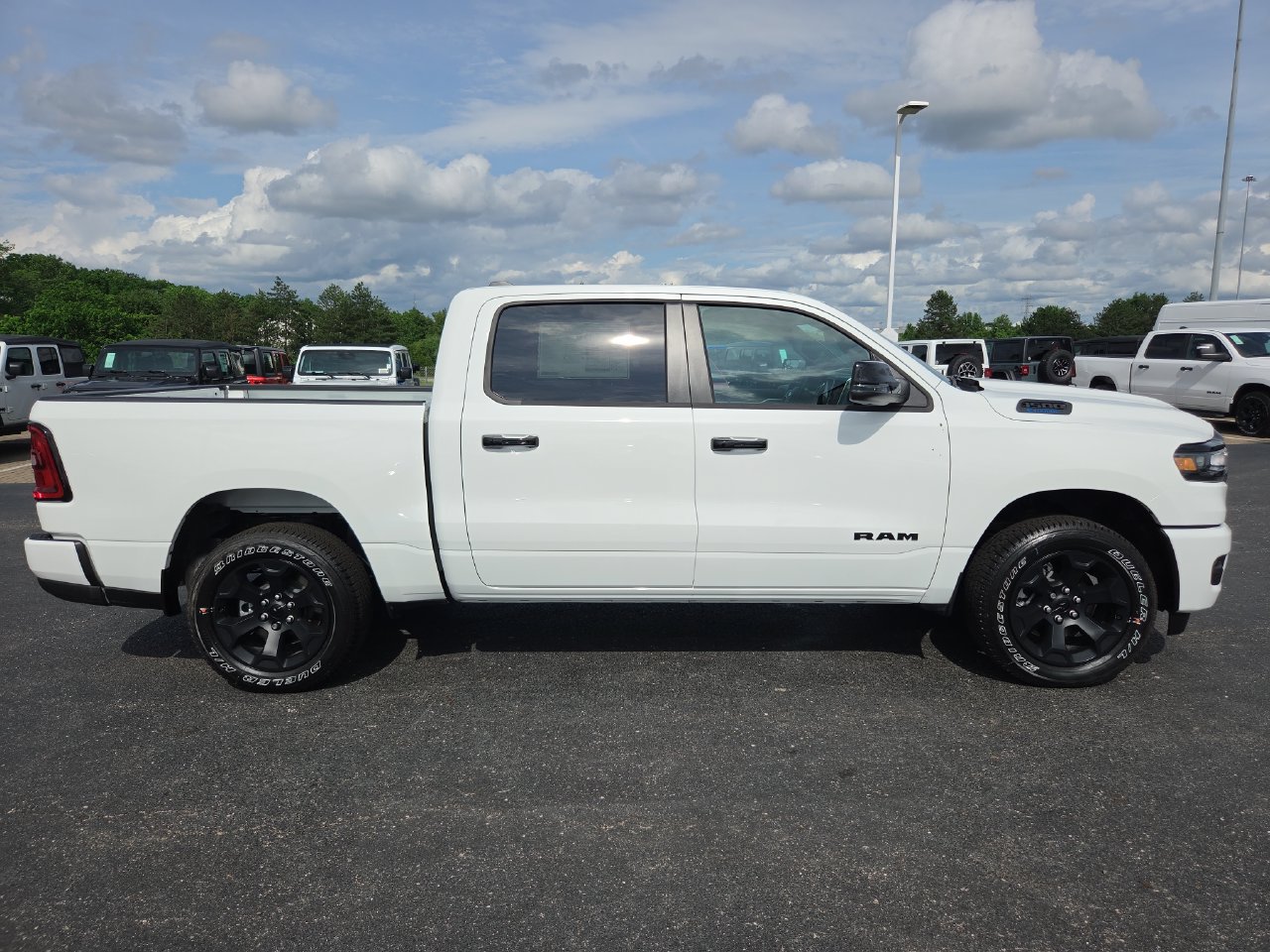 New 2026 RAM 1500 Big Horn w/ Night Edition AWD/4WD image 9
