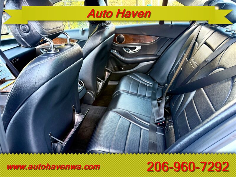 Used 2015 Mercedes-Benz C 300 Sedan image 11