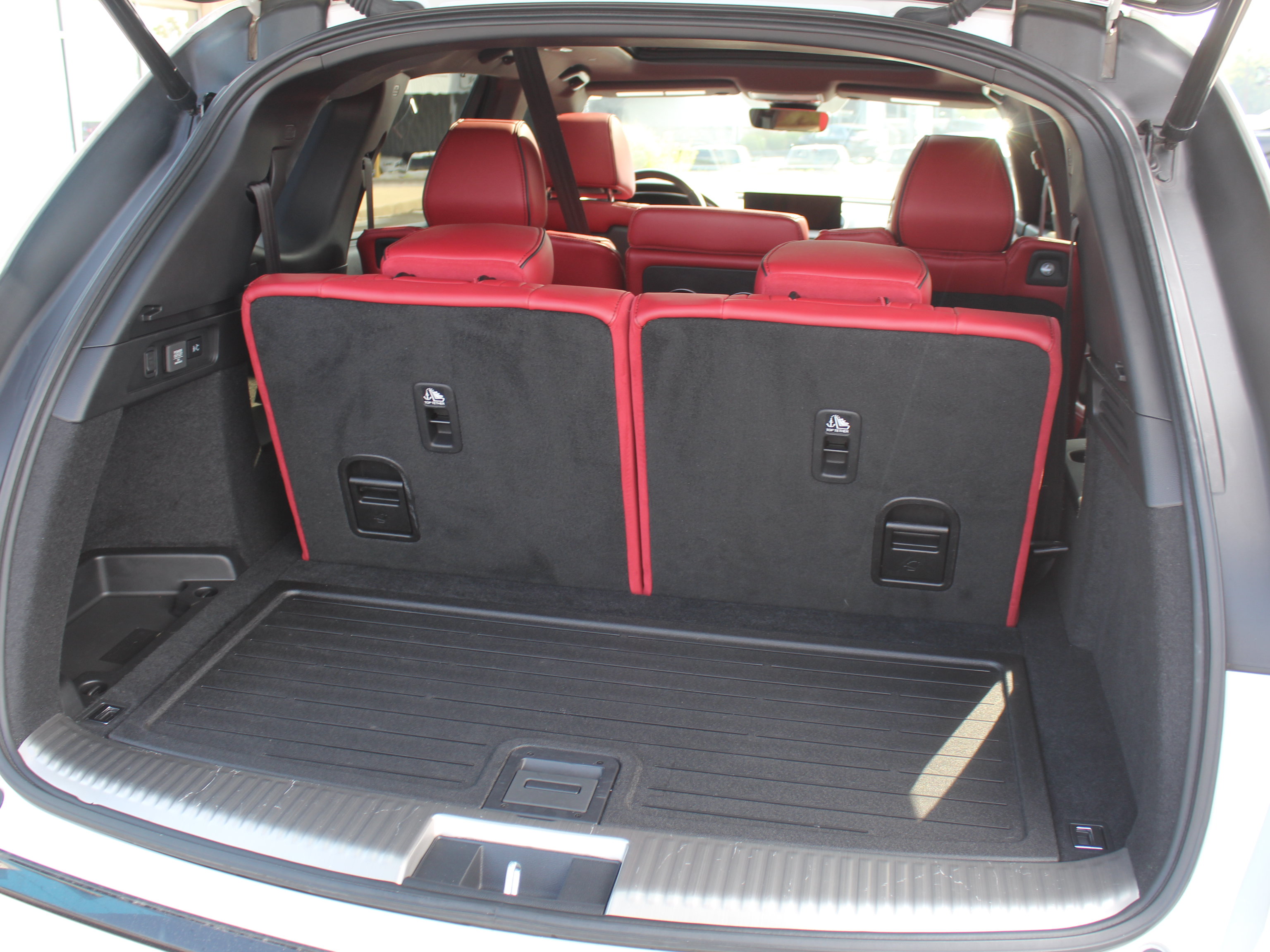 Used 2022 Acura MDX Type S w/ Advance Package AWD/4WD image 33