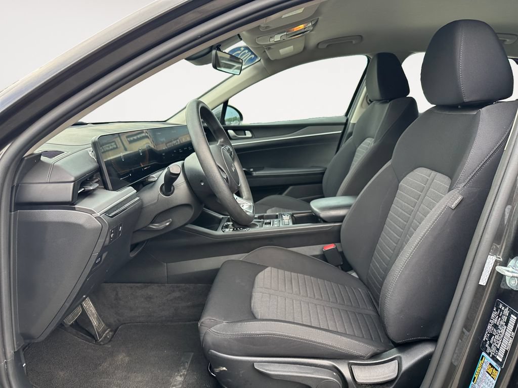 Used 2025 Kia K5 LXS FWD image 9