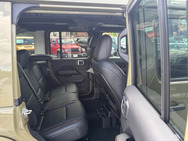 New 2026 Jeep Wrangler Unlimited Rubicon w/ Safety Group AWD/4WD image 31