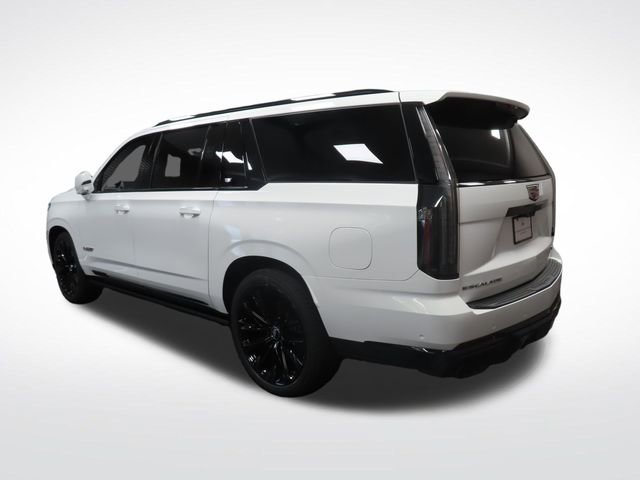 Certified 2026 Cadillac Escalade ESV V image 3