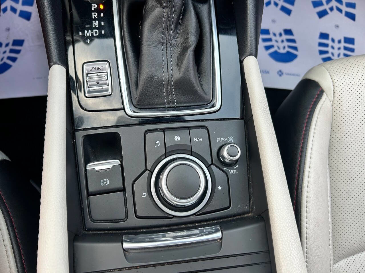 Used 2017 MAZDA MAZDA3 Grand Touring image 25