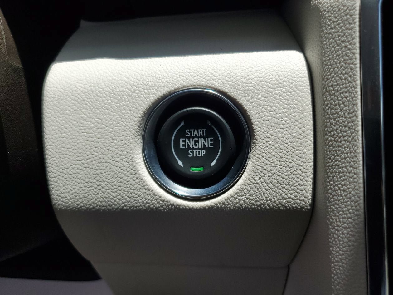 New 2026 GMC Acadia Denali w/ Super Cruise Package FWD image 24