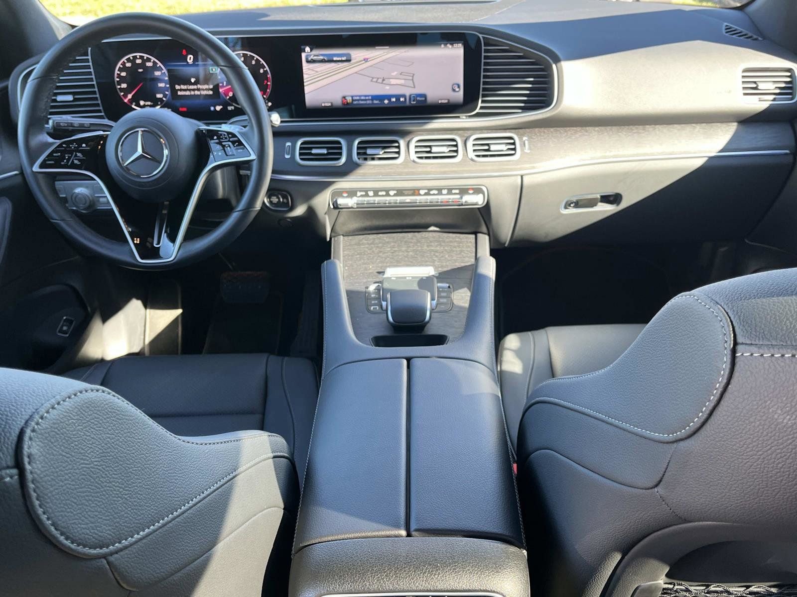 Used 2025 Mercedes-Benz GLE 350 4MATIC image 13