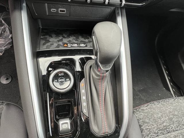 New 2025 Chevrolet Colorado Z71 w/ Midnight Edition image 16